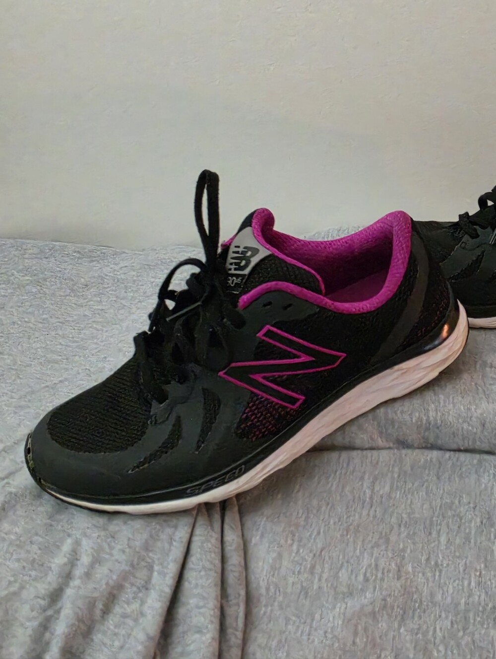 Size 7.5 New Balance Black and Hot Pink Women’s Running Shoes